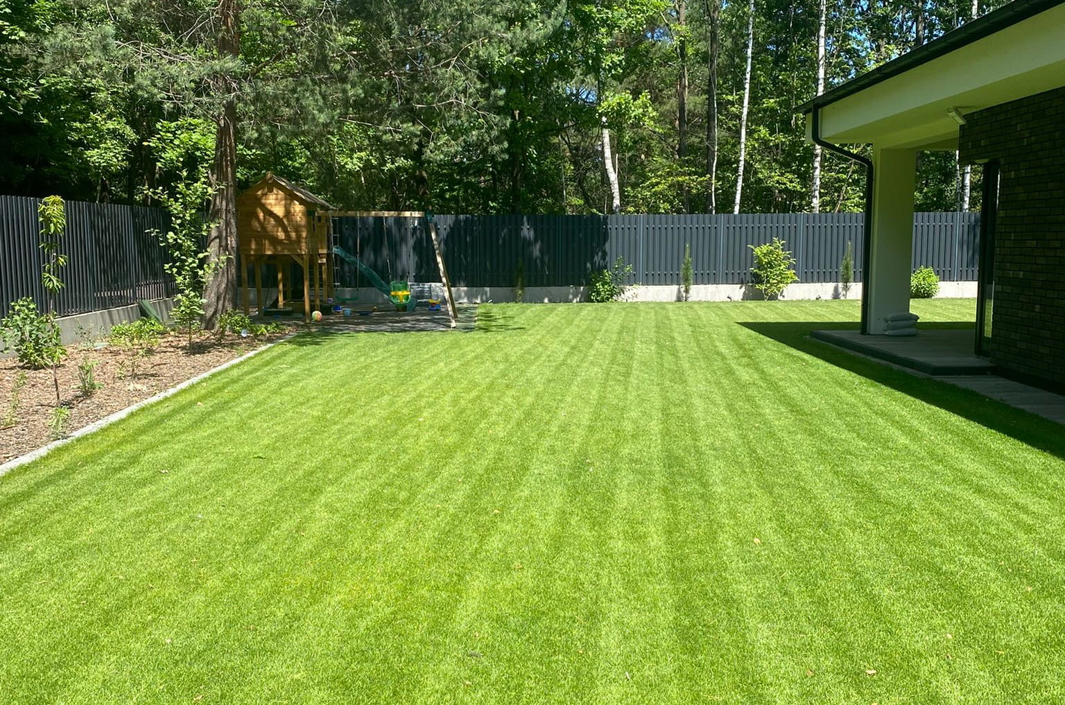 zakladanie-trawnikow